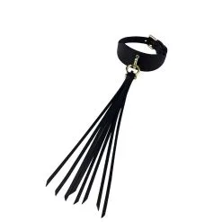 E.L.F. Zhou London Collier Fouet En Cuir Choker Tassel Omega -Lingerie Soldes Boutique 1920 chocker3 790x1000 1