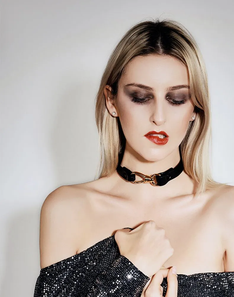 E.L.F. Zhou London Choker Captivate - Noir Et Or 5 E.L.F. Zhou London Choker Captivate - Noir Et Or – Image 3