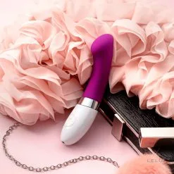 LELO Vibromasseur Point G Gigi II - Violet 9 LELO Vibromasseur Point G Gigi II - Violet -Lingerie Soldes Boutique gigi2violetmood2 lelo