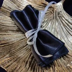 Dollhouse Bandeau En Satin