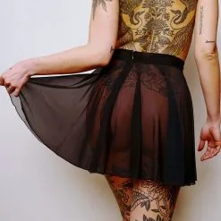 Dollhouse Jupe Patineuse En Résille Transparente