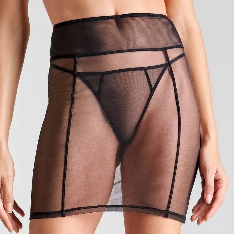 Maison Close Jupe Porte-jarretelles - L'Amoureuse - Dahlia Noir 7 Maison Close Jupe Porte-jarretelles - L'Amoureuse - Dahlia Noir – Image 5