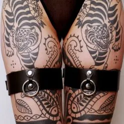Menottes De Cuisses En Cuir