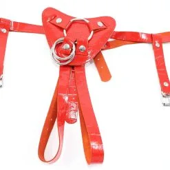 The Sinners Harnais Pour Gode-ceinture Avec Plastron Amovible - Cuir Croco Rouge