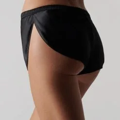 Maison Close Short En Soie - Rendez-vous Noir -Lingerie Soldes Boutique short rendez vous noir 2