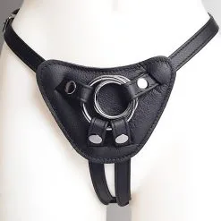 The Sinners Harnais Pour Gode-ceinture Avec Plastron Amovible - Cuir Souple Noir 9 The Sinners Harnais Pour Gode-ceinture Avec Plastron Amovible - Cuir Souple Noir -Lingerie Soldes Boutique strapon noir plein boucletrous petit 1