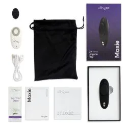 We-Vibe Galet Vibrant Aimanté Et Télécommandé Moxie - Noir -Lingerie Soldes Boutique wvi moxie satin black product image flatlay