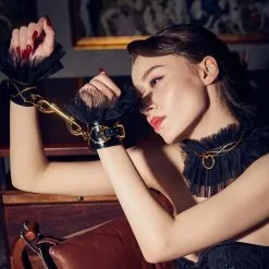 Menottes En Cuir Leather Thorn - Zalo & Upko 5 Menottes En Cuir Leather Thorn - Zalo & Upko -Lingerie Soldes Boutique zalo usa leather thorn handcuffs 04